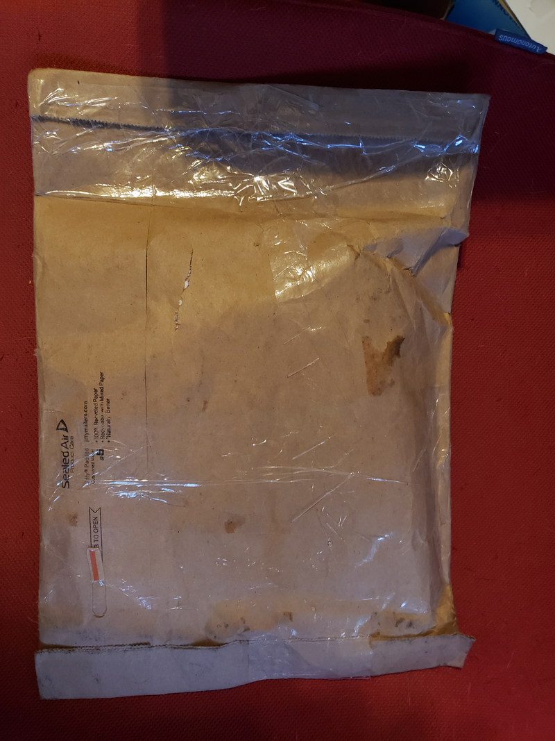 Illustration for article titled Secret Senna Arrived, No Thanks to USPS.
